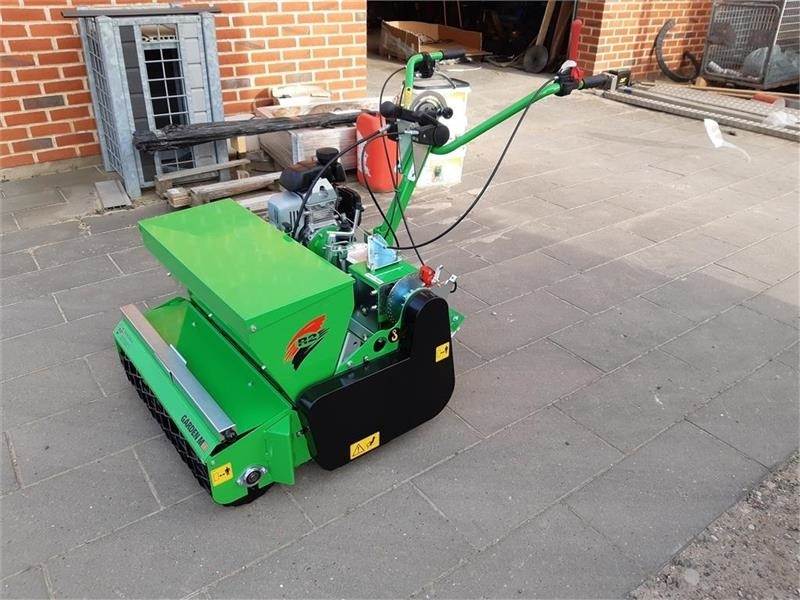 Garden M 73 R2 - Semoir: photos 1 Garden M 73 R2 - Semoir: photos 1