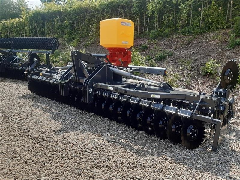 Inter-Tech disc harve med frø udstyr - Cover crop: photos 1 Inter-Tech disc harve med frø udstyr - Cover crop: photos 1