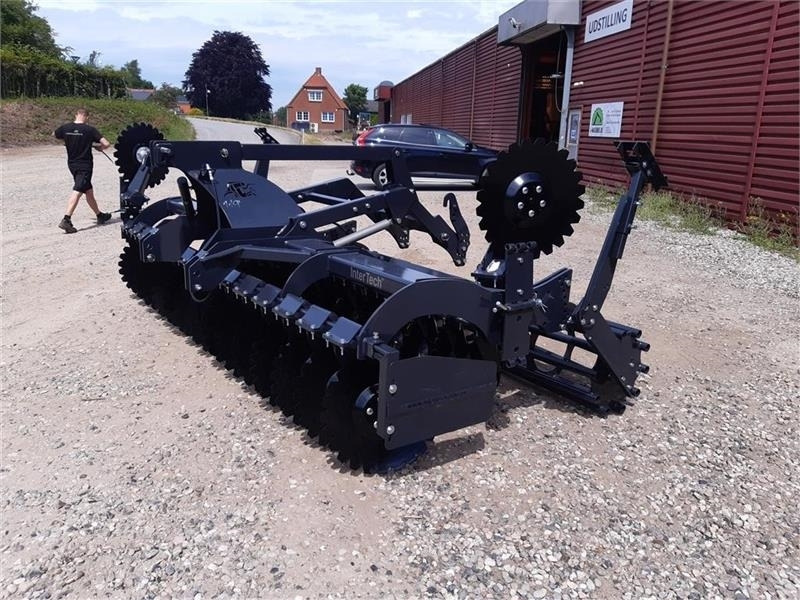 J-Maskiner IT-4000 med hydraulisk lift - Cover crop: photos 2 J-Maskiner IT-4000 med hydraulisk lift - Cover crop: photos 2