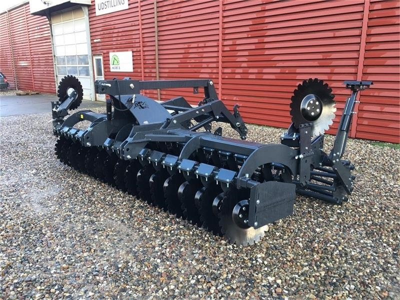 J-Maskiner IT-4000 med hydraulisk lift - Cover crop: photos 2 J-Maskiner IT-4000 med hydraulisk lift - Cover crop: photos 2