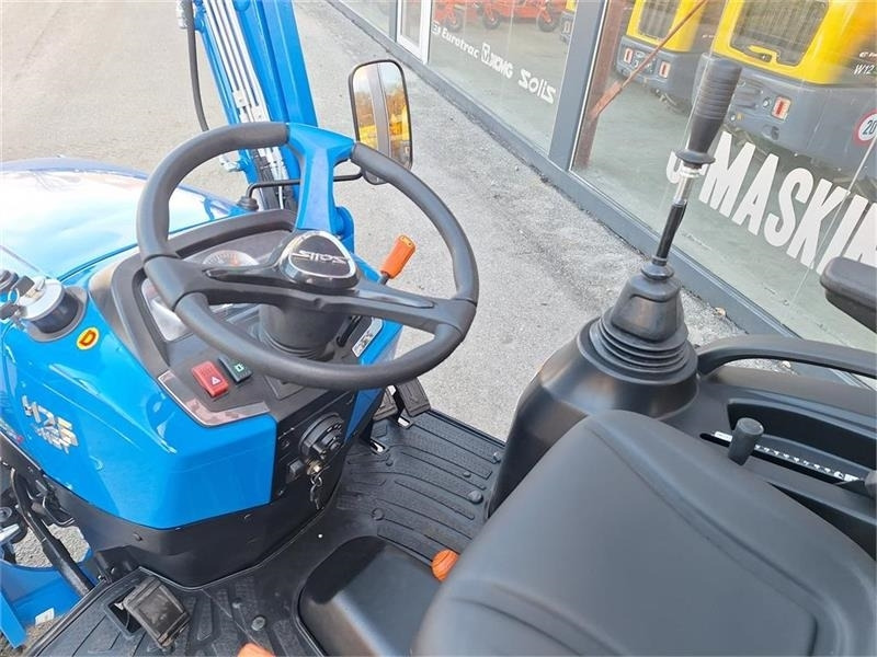 Tracteur communal Solis H26 HST: photos 6