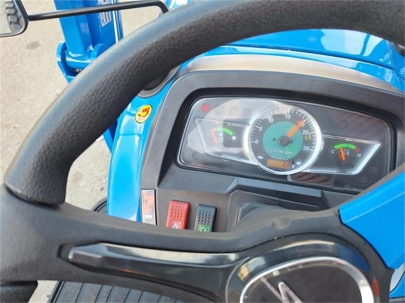 Tracteur communal Solis H26 HST: photos 9