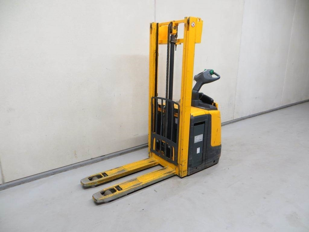 Jungheinrich ERC 212Z - Gerbeur: photos 3 Jungheinrich ERC 212Z - Gerbeur: photos 3