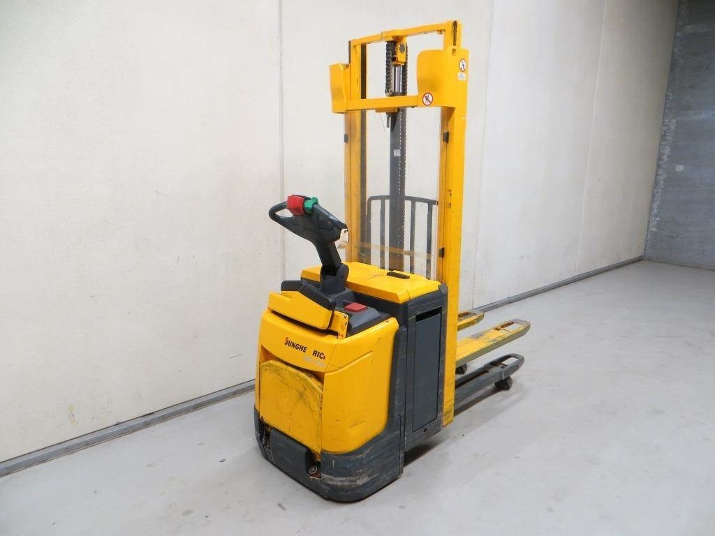 Jungheinrich ERC 212Z - Gerbeur: photos 4 Jungheinrich ERC 212Z - Gerbeur: photos 4