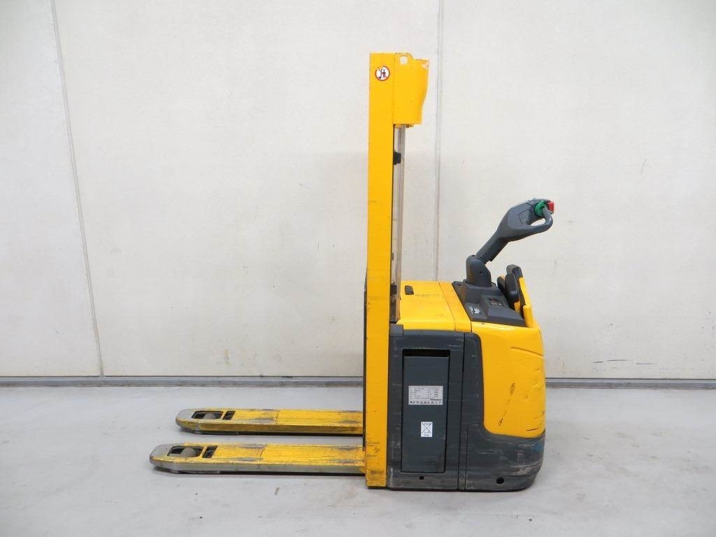 Jungheinrich ERC 212Z - Gerbeur: photos 2 Jungheinrich ERC 212Z - Gerbeur: photos 2