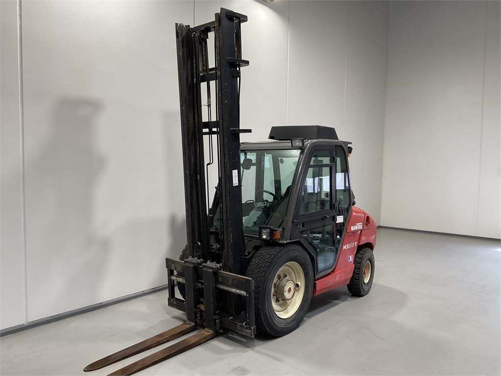 Manitou MSI 35T - Chariot tout terrain: photos 4 Manitou MSI 35T - Chariot tout terrain: photos 4