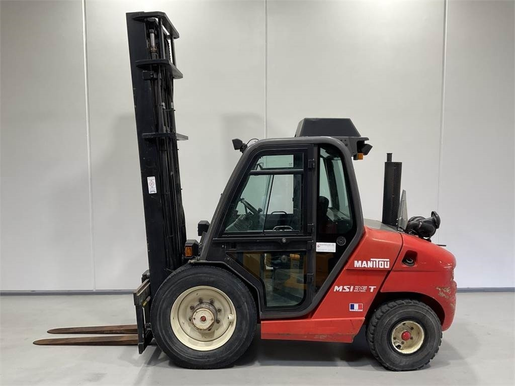 Manitou MSI 35T - Chariot tout terrain: photos 3 Manitou MSI 35T - Chariot tout terrain: photos 3