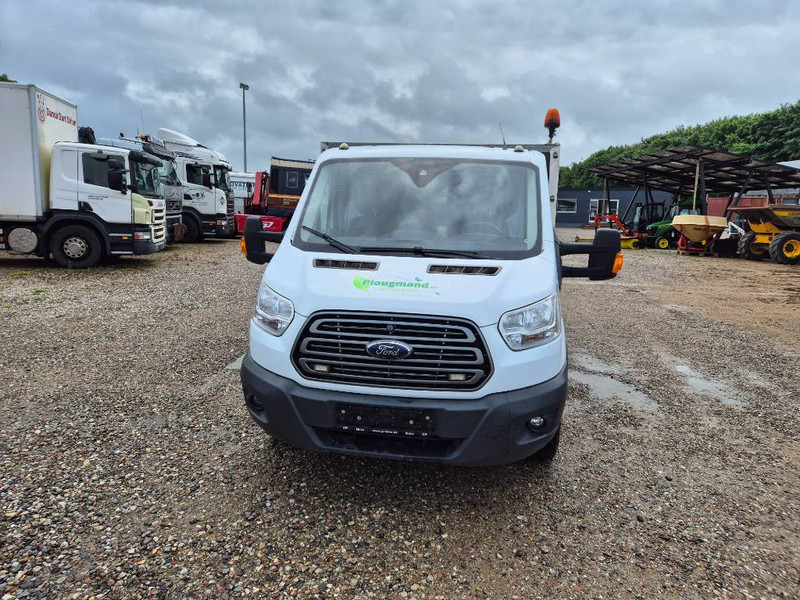 Ford Transit 350 L4 Chassis 2,2 TDCi 125 Chassis - Fourgon utilitaire: photos 2 Ford Transit 350 L4 Chassis 2,2 TDCi 125 Chassis - Fourgon utilitaire: photos 2