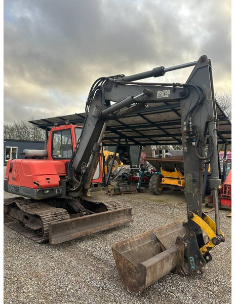 Komatsu PC 75 - Mini pelle: photos 2 Komatsu PC 75 - Mini pelle: photos 2