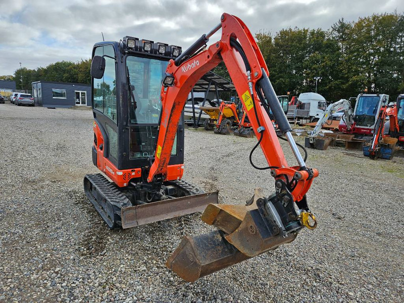 Kubota KX 19-4 //Tiltman // 3 buckets - Mini pelle: photos 5 Kubota KX 19-4 //Tiltman // 3 buckets - Mini pelle: photos 5