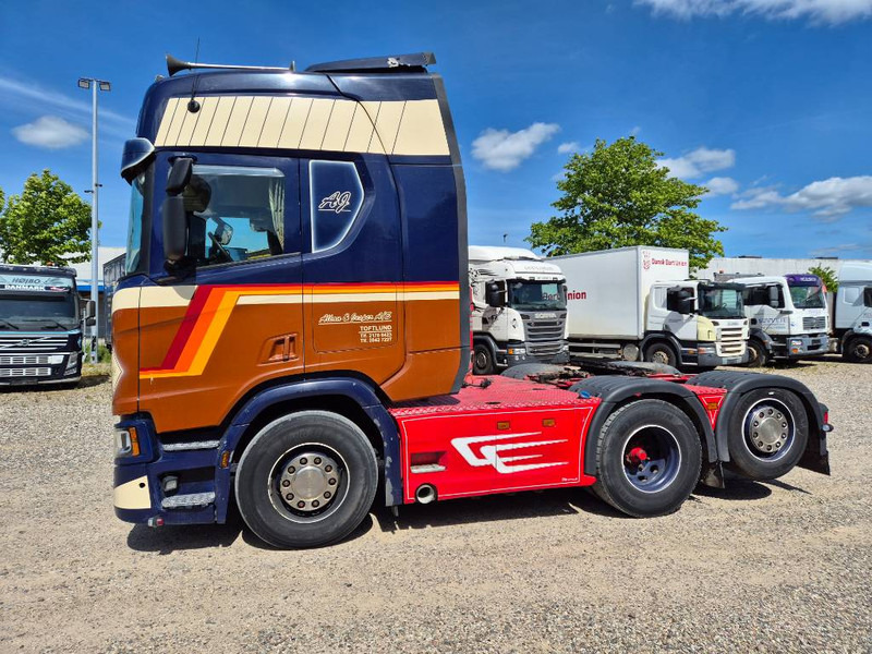 Scania R 500 6x2 // Hydraulic // Special interior - Tracteur routier: photos 2 Scania R 500 6x2 // Hydraulic // Special interior - Tracteur routier: photos 2
