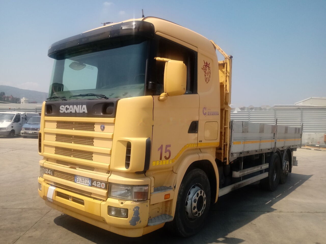 Scania 124 LB 420 - Camion plateau: photos 1 Scania 124 LB 420 - Camion plateau: photos 1