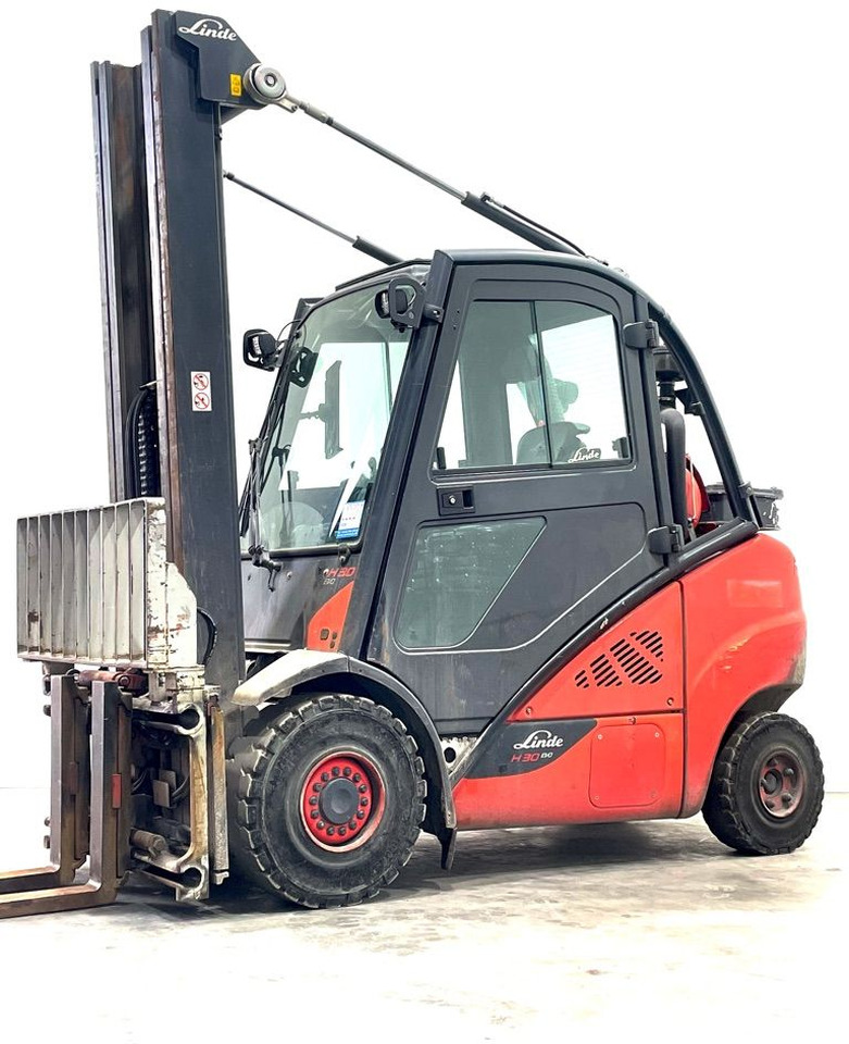 Linde H30T-393-EVO - Chariot élévateur: photos 1 Linde H30T-393-EVO - Chariot élévateur: photos 1
