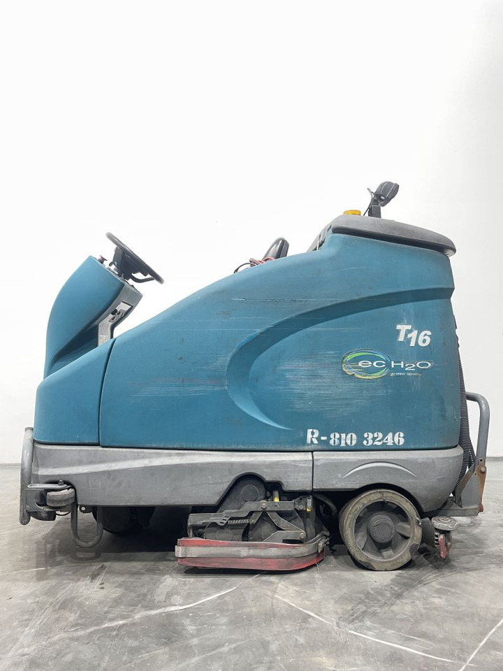 Tennant T16 - Autolaveuse: photos 4 Tennant T16 - Autolaveuse: photos 4