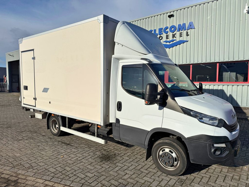 Iveco Daily 50-150 Bakwagen - Camion fourgon: photos 4 Iveco Daily 50-150 Bakwagen - Camion fourgon: photos 4