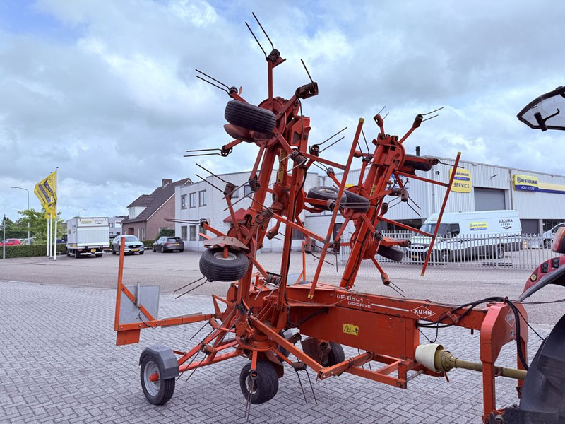 Kuhn GF8501 T - Faneuse: photos 5 Kuhn GF8501 T - Faneuse: photos 5