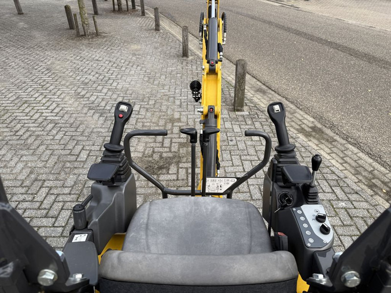 New Holland E14D Minigraver Nieuw/Overjarig - Mini pelle: photos 5 New Holland E14D Minigraver Nieuw/Overjarig - Mini pelle: photos 5