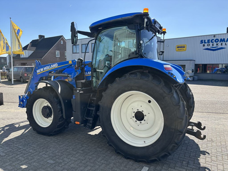 New Holland T7.210 AC Stage V + TL770 Voorlader - Tracteur agricole: photos 3 New Holland T7.210 AC Stage V + TL770 Voorlader - Tracteur agricole: photos 3