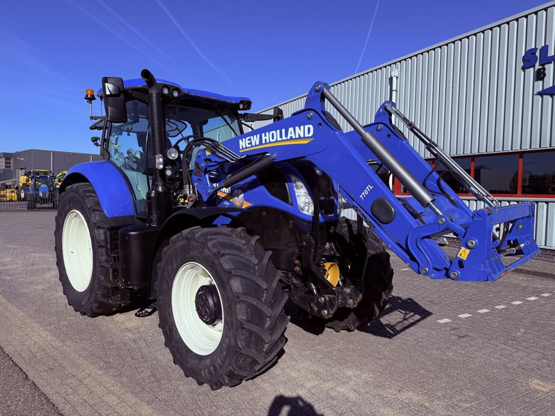 New Holland T7.210 AC Stage V + TL770 Voorlader - Tracteur agricole: photos 4 New Holland T7.210 AC Stage V + TL770 Voorlader - Tracteur agricole: photos 4