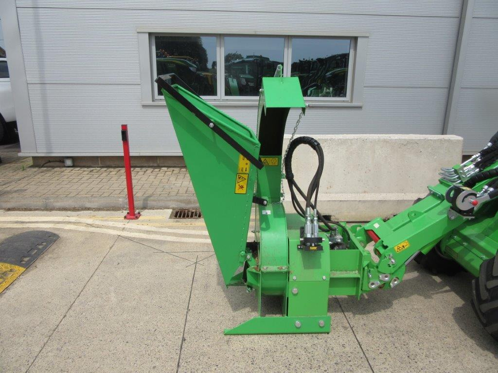 AVANT WOOD CHIPPER CH100 - Valet de ferme: photos 2 AVANT WOOD CHIPPER CH100 - Valet de ferme: photos 2