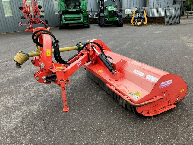 Broyeur/ Épareuse Giraffasi 210: photos 1