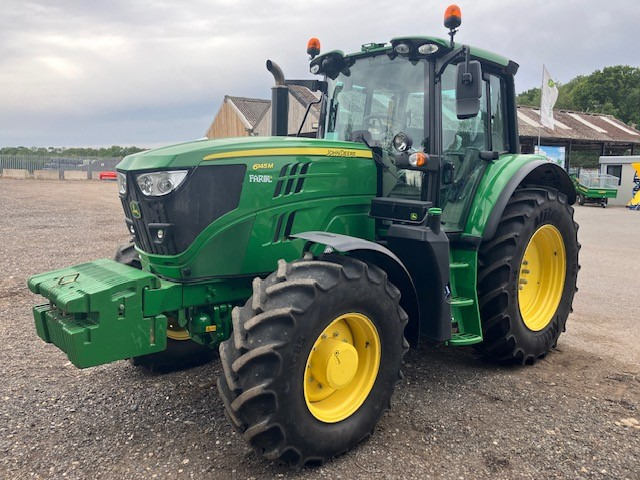 John Deere 6145M - Tracteur agricole: photos 1 John Deere 6145M - Tracteur agricole: photos 1