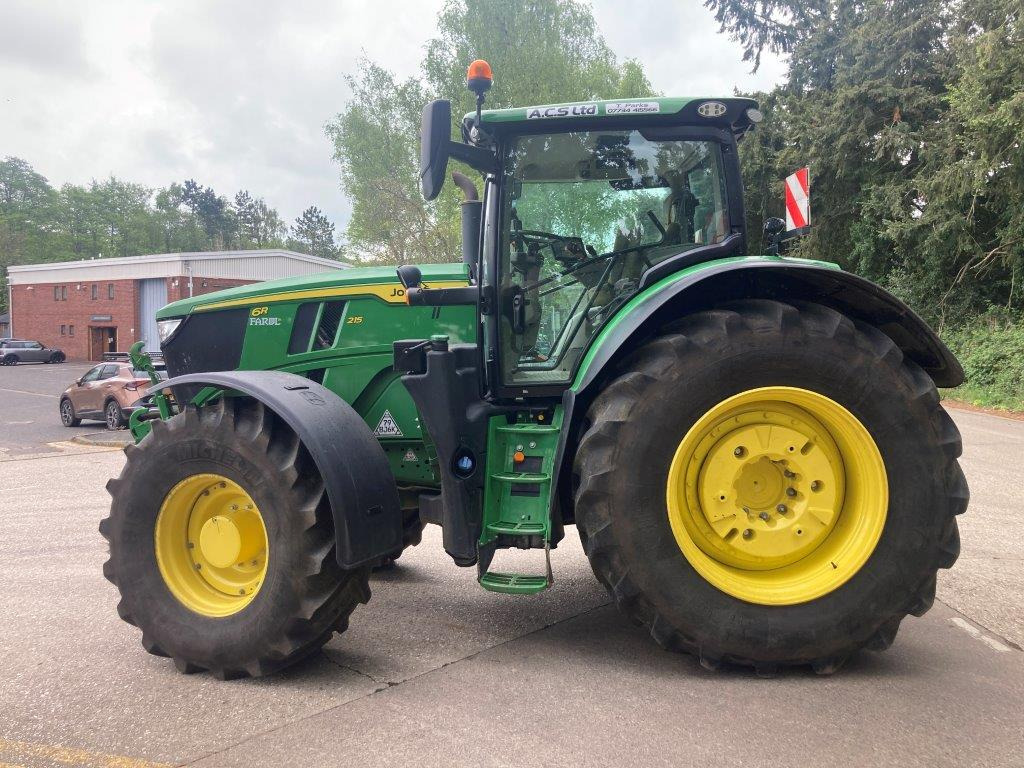 Tracteur agricole John Deere 6R 215: photos 8
