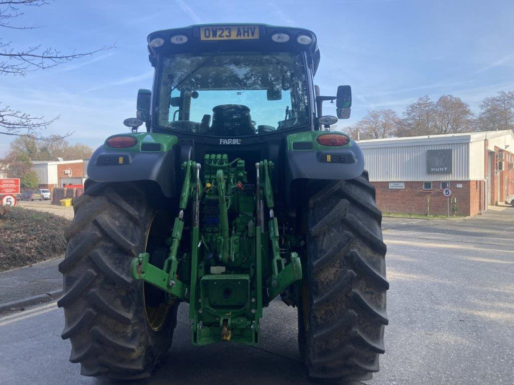 John Deere 6R 215 - Tracteur agricole: photos 4 John Deere 6R 215 - Tracteur agricole: photos 4