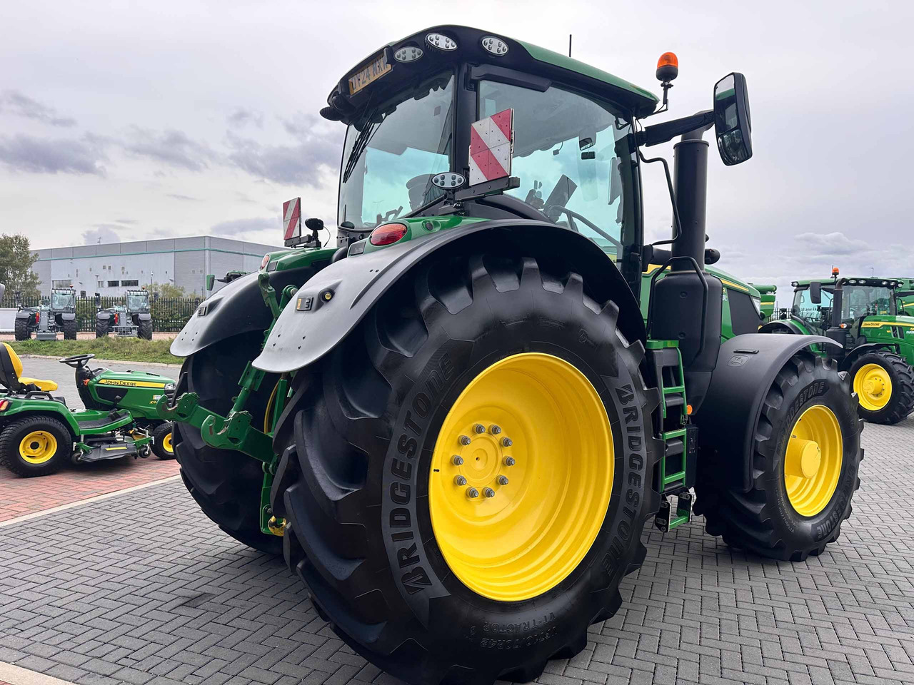 John Deere 6R 250 - Tracteur agricole: photos 5 John Deere 6R 250 - Tracteur agricole: photos 5