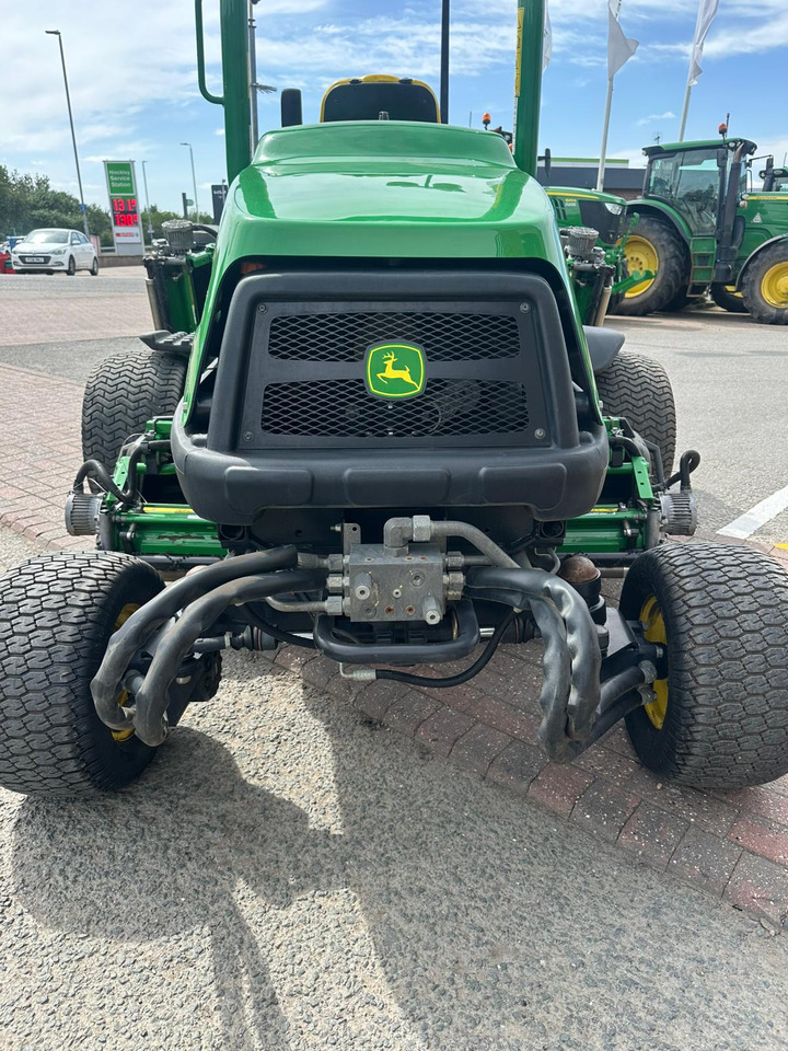 John Deere 7500AE Fairway Mower - Motofaucheuse: photos 4 John Deere 7500AE Fairway Mower - Motofaucheuse: photos 4