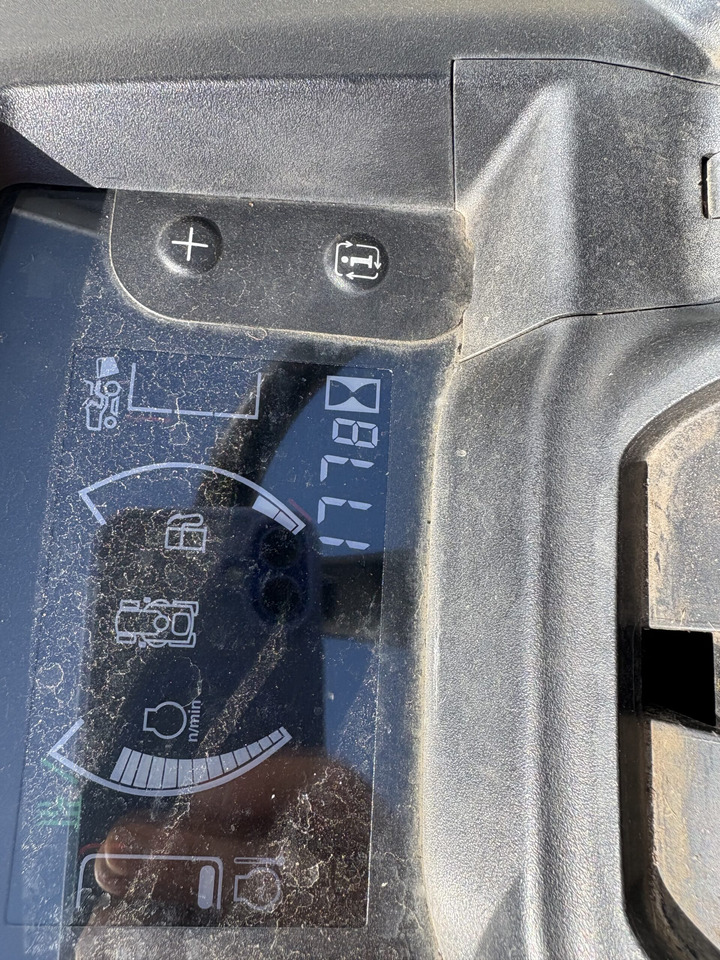 John Deere X950R Cut & Collect mower - Motofaucheuse: photos 5 John Deere X950R Cut & Collect mower - Motofaucheuse: photos 5
