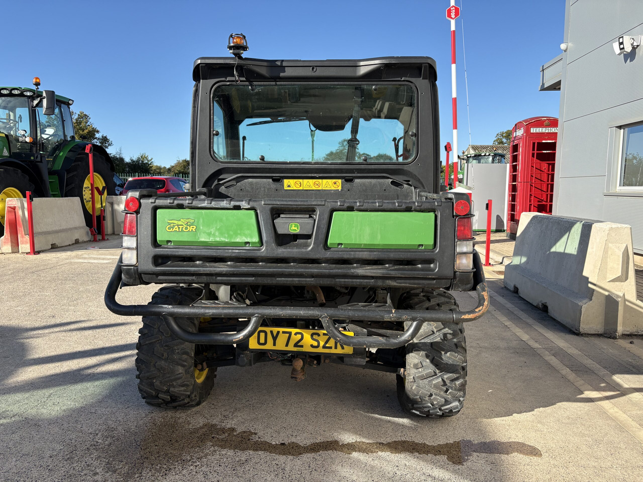 John Deere XUV865M Gator - Quadricycle: photos 4 John Deere XUV865M Gator - Quadricycle: photos 4