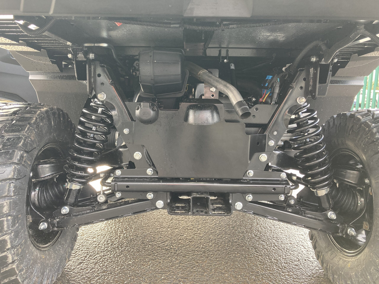 Quadricycle neuf John Deere XUV875M Gator: photos 9
