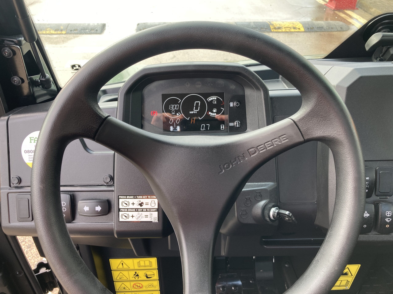 Quadricycle neuf John Deere XUV875M Gator: photos 17