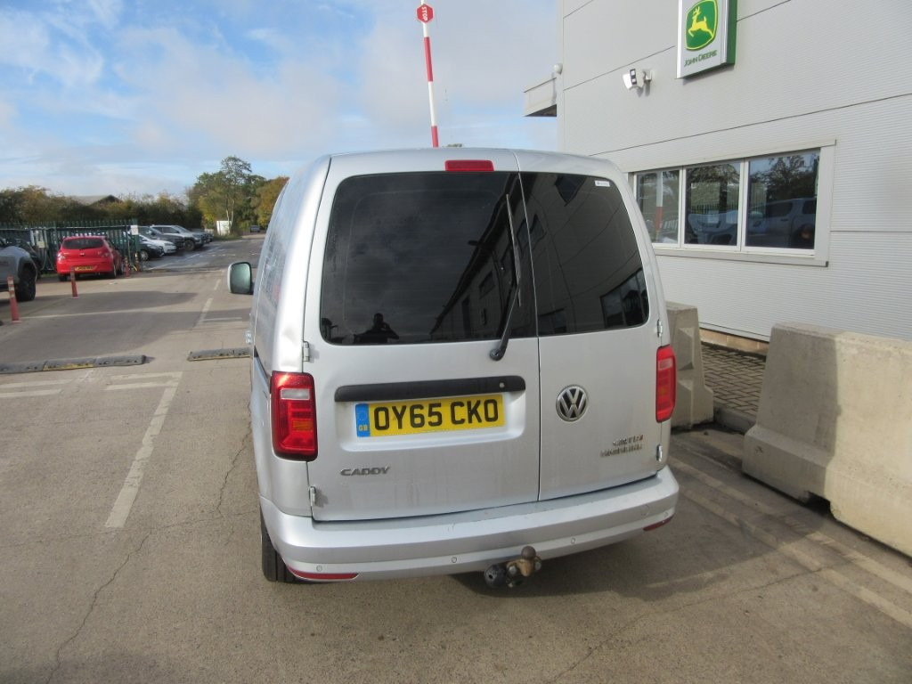 VOLKSWAGEN CADDY C20 HIGHLINE TDI - Fourgonnette: photos 5 VOLKSWAGEN CADDY C20 HIGHLINE TDI - Fourgonnette: photos 5