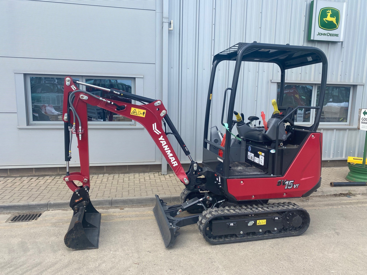 Yanmar SV15vt - Pelle: photos 1 Yanmar SV15vt - Pelle: photos 1