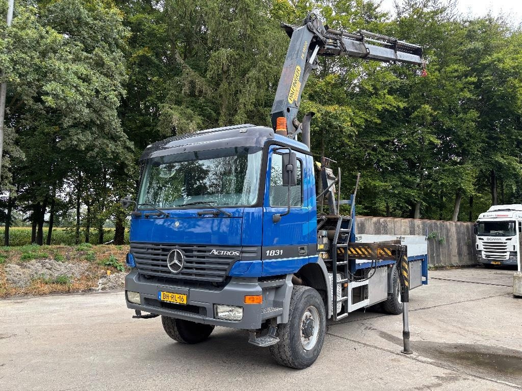 Mercedes-Benz Actros 1831/ 4x4 / Palfinger PK19000 Crane  - Camion grue: photos 5 Mercedes-Benz Actros 1831/ 4x4 / Palfinger PK19000 Crane  - Camion grue: photos 5