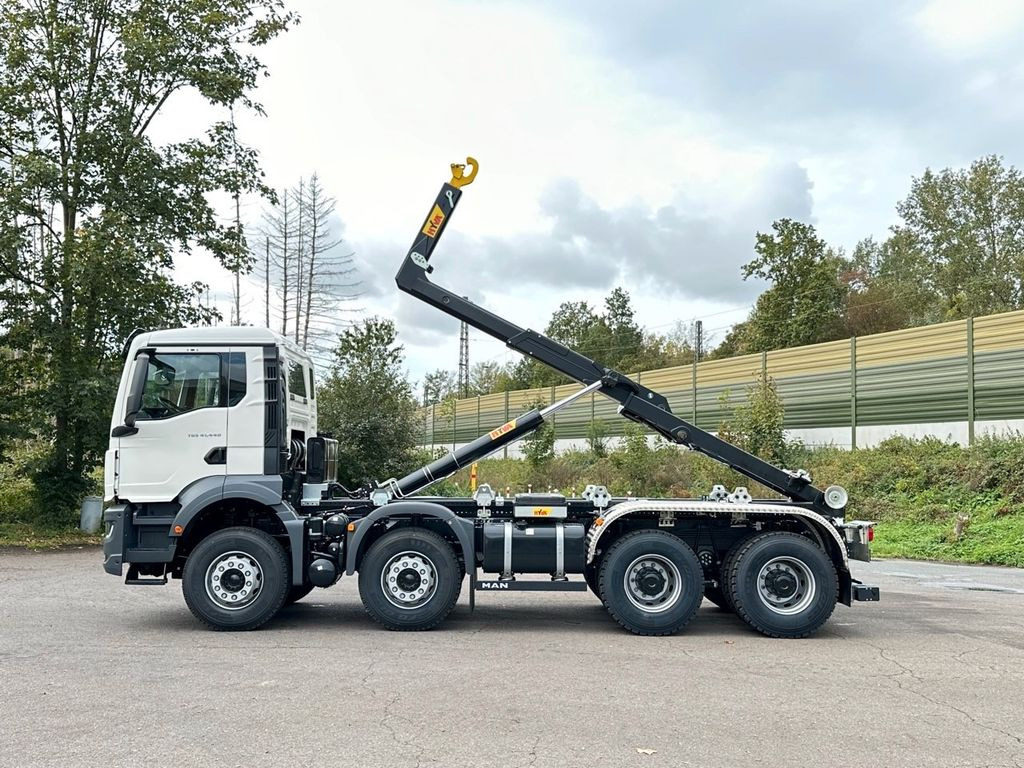 MAN TGS 41.440 8x4 Euro6e Hyva 26-55 Abrollkipper - Camion ampliroll: photos 3 MAN TGS 41.440 8x4 Euro6e Hyva 26-55 Abrollkipper - Camion ampliroll: photos 3