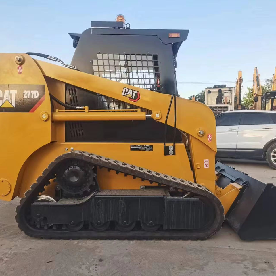 China-Made Used CATERPILLAR Loader 277D Multi-Terrain Hot-Selling Loader for Sale - Chargeuse compacte sur chenilles: photos 1 China-Made Used CATERPILLAR Loader 277D Multi-Terrain Hot-Selling Loader for Sale - Chargeuse compacte sur chenilles: photos 1
