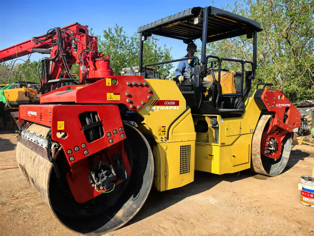 DYNAPAC CC6200 - Compacteur: photos 2 DYNAPAC CC6200 - Compacteur: photos 2