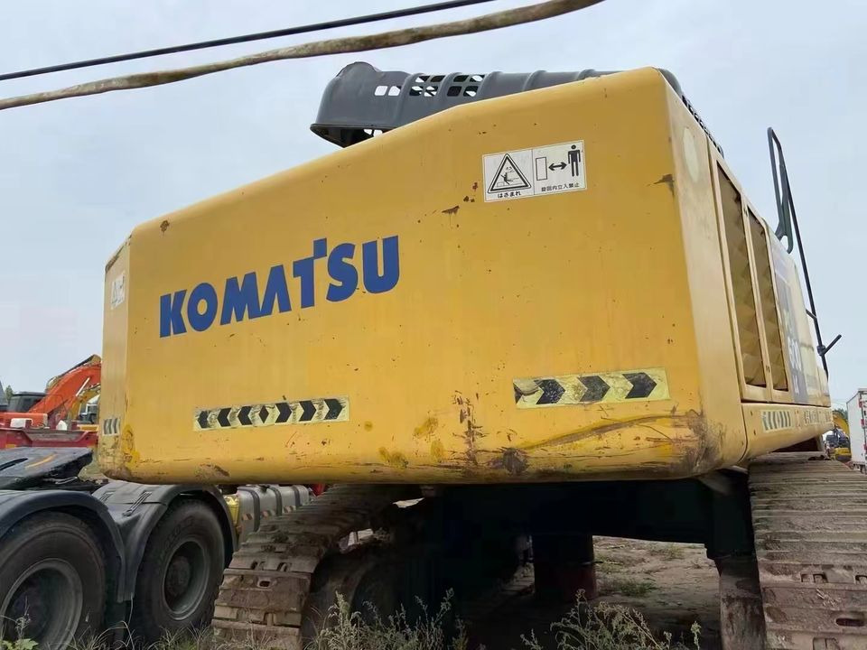 Original Good Condition USED Excavator PC600LC-8 60 Ton Excavator Crawler Excavator for Komatsu on Sale - Pelle sur chenille: photos 3 Original Good Condition USED Excavator PC600LC-8 60 Ton Excavator Crawler Excavator for Komatsu on Sale - Pelle sur chenille: photos 3
