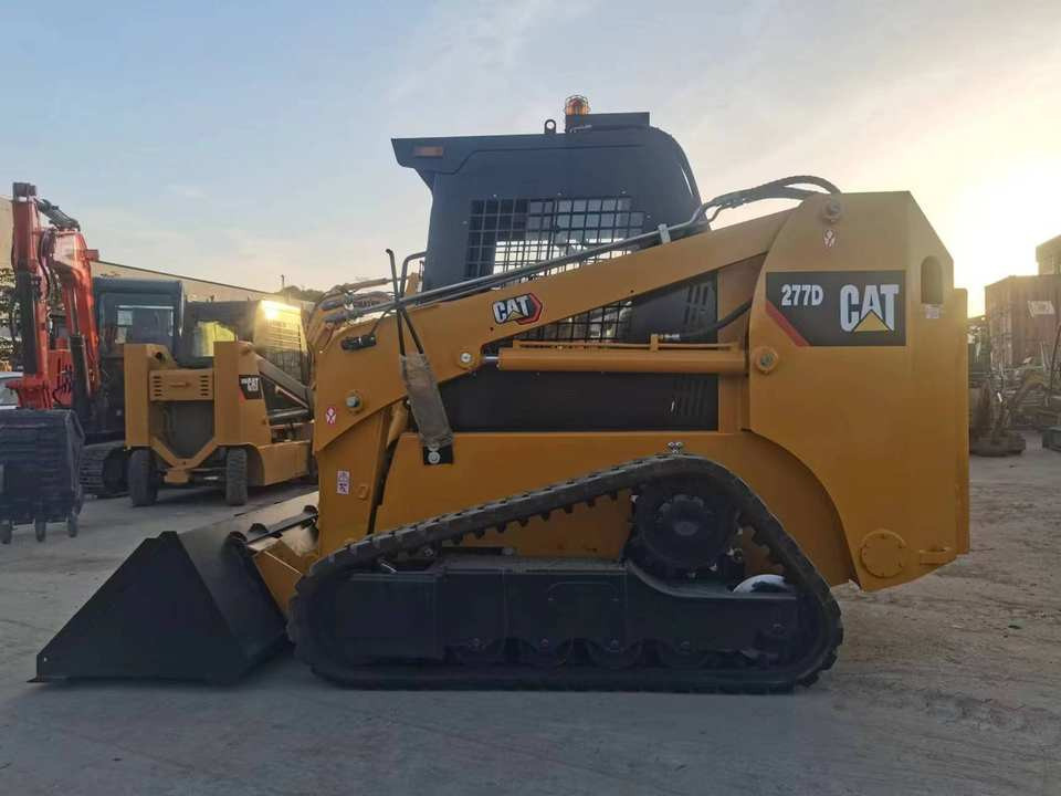 Used CAT 277D Skid Steer Loader Construction Machinery Caterpillar Skid Steer Loader - Mini chargeuse: photos 3 Used CAT 277D Skid Steer Loader Construction Machinery Caterpillar Skid Steer Loader - Mini chargeuse: photos 3