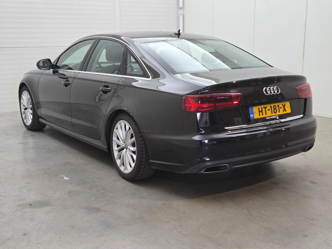 Audi A6 Limousine 1.8 TFSI ultra Automatic Business Edition | 2016 | 202.875 km | Automaat | HT181X | NAP: Logisch - Berline: photos 3 Audi A6 Limousine 1.8 TFSI ultra Automatic Business Edition | 2016 | 202.875 km | Automaat | HT181X | NAP: Logisch - Berline: photos 3