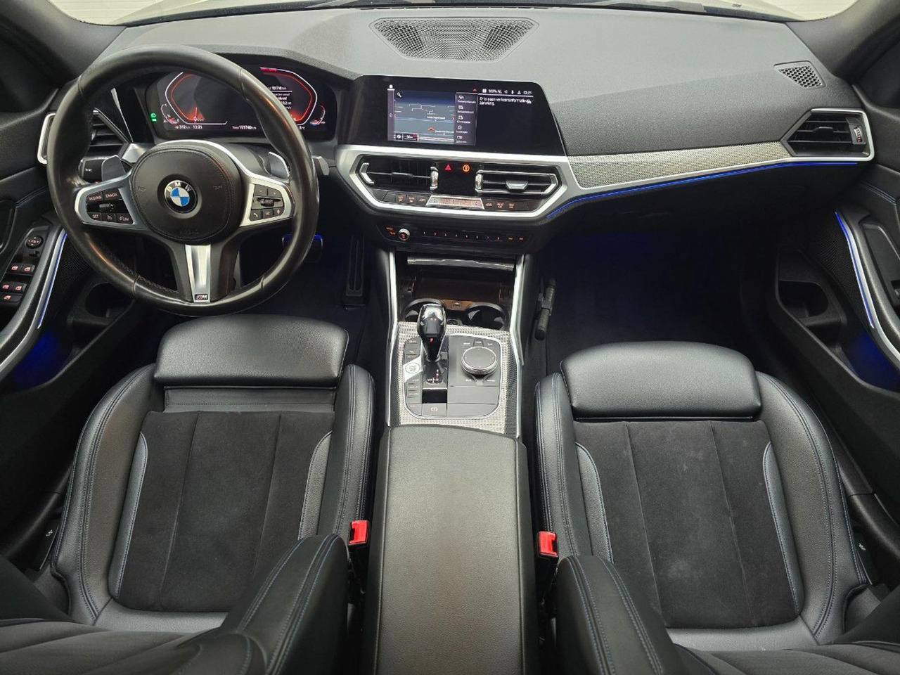 BMW 3-serie 320i Executive Edition | 2019 | 151.740 km | Automaat | ZP591V | NAP: Logisch - Berline: photos 5 BMW 3-serie 320i Executive Edition | 2019 | 151.740 km | Automaat | ZP591V | NAP: Logisch - Berline: photos 5