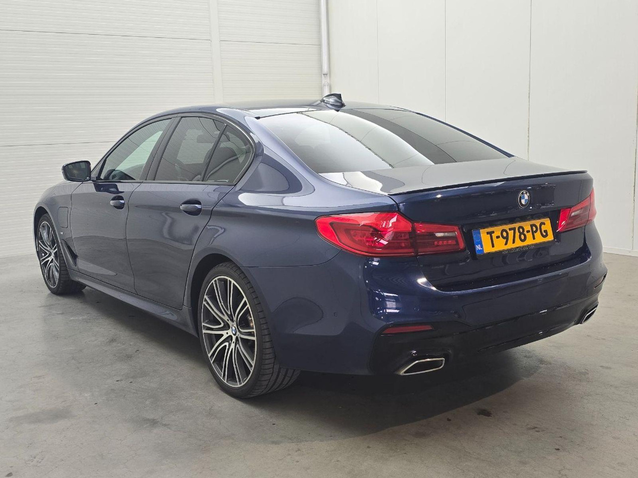 BMW 5-serie 530e iPerformance High Executive | 2020 | 84.303 km | Automaat | T978PG | NAP: Geen oordeel - Berline: photos 3 BMW 5-serie 530e iPerformance High Executive | 2020 | 84.303 km | Automaat | T978PG | NAP: Geen oordeel - Berline: photos 3