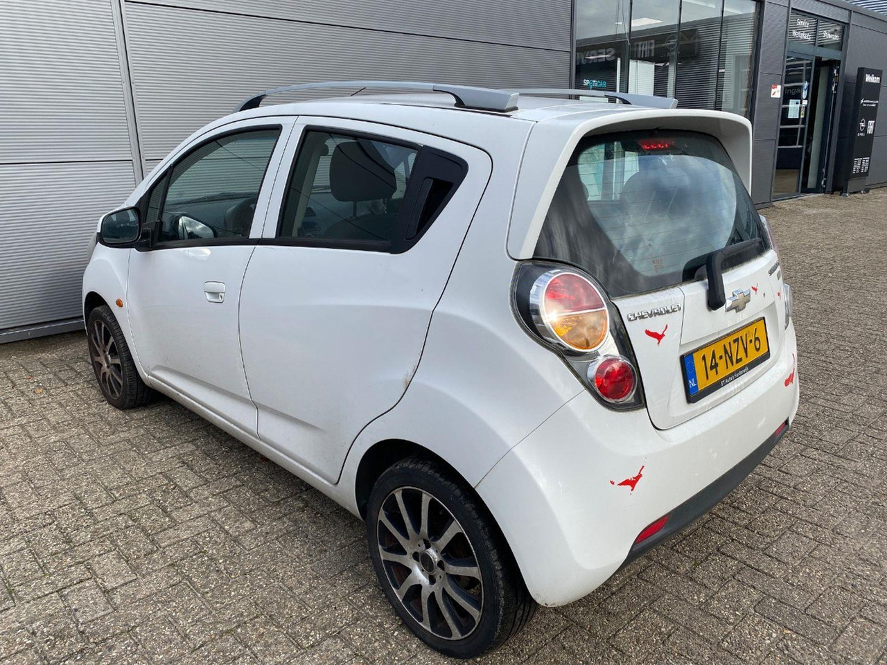 Chevrolet Spark 1.0 16V LS Bi - Fuel | 2011 | 200.448 km | 14NZV6 | NAP: Logisch - Voiture à hayon: photos 3 Chevrolet Spark 1.0 16V LS Bi - Fuel | 2011 | 200.448 km | 14NZV6 | NAP: Logisch - Voiture à hayon: photos 3