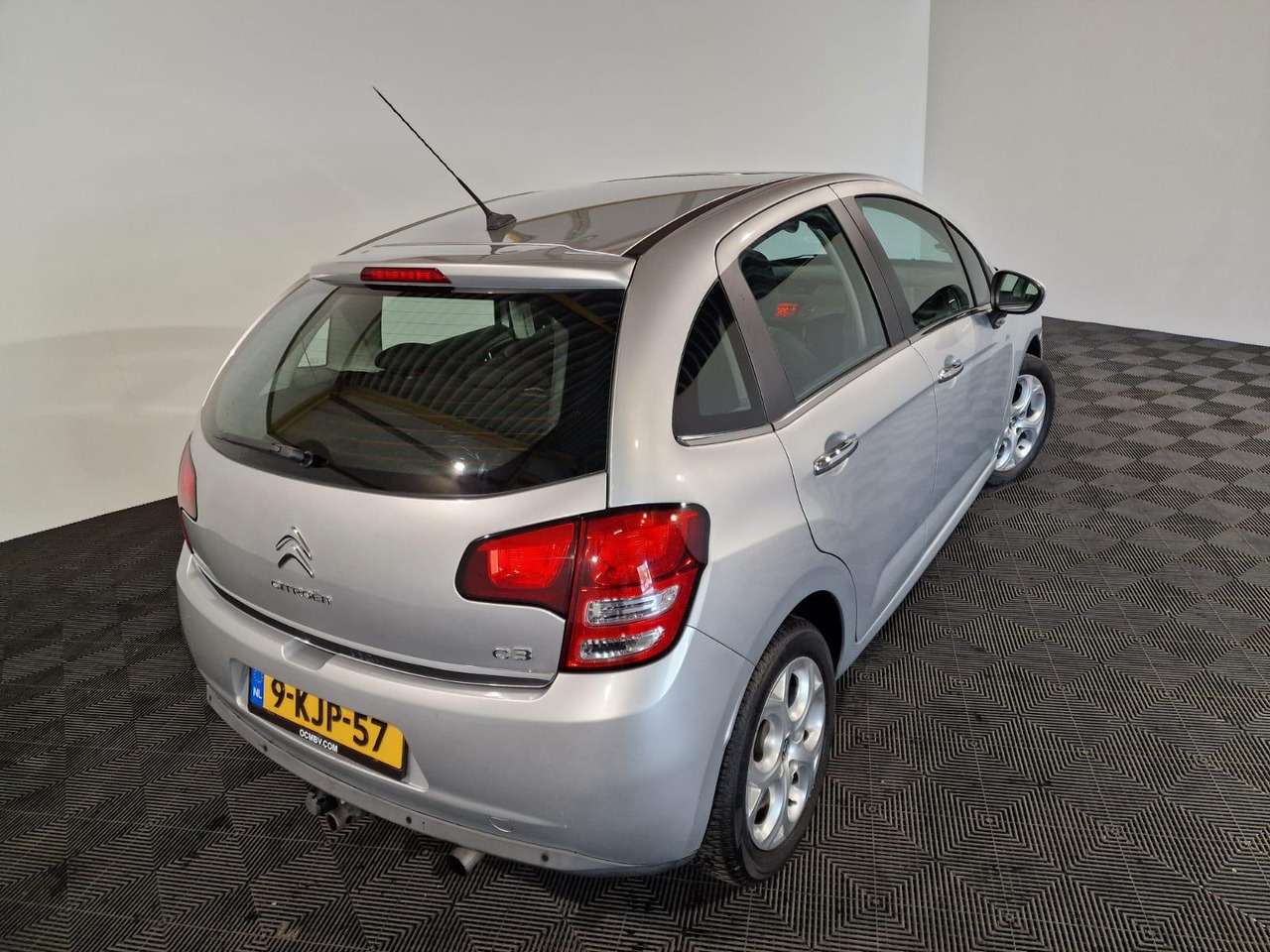 Citroen C3 1.6 Vti 9-KJP-57 193.593 km - Voiture: photos 4 Citroen C3 1.6 Vti 9-KJP-57 193.593 km - Voiture: photos 4
