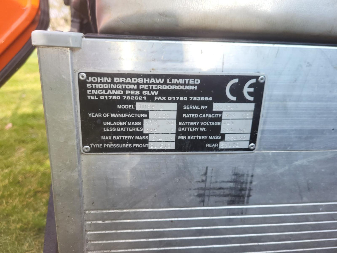 Club Car Carryall Turf 2 2009 Dichte Cabine en Elektrische Kiepbak Marge kavel Incl Lader - Voiturette de golf: photos 5 Club Car Carryall Turf 2 2009 Dichte Cabine en Elektrische Kiepbak Marge kavel Incl Lader - Voiturette de golf: photos 5