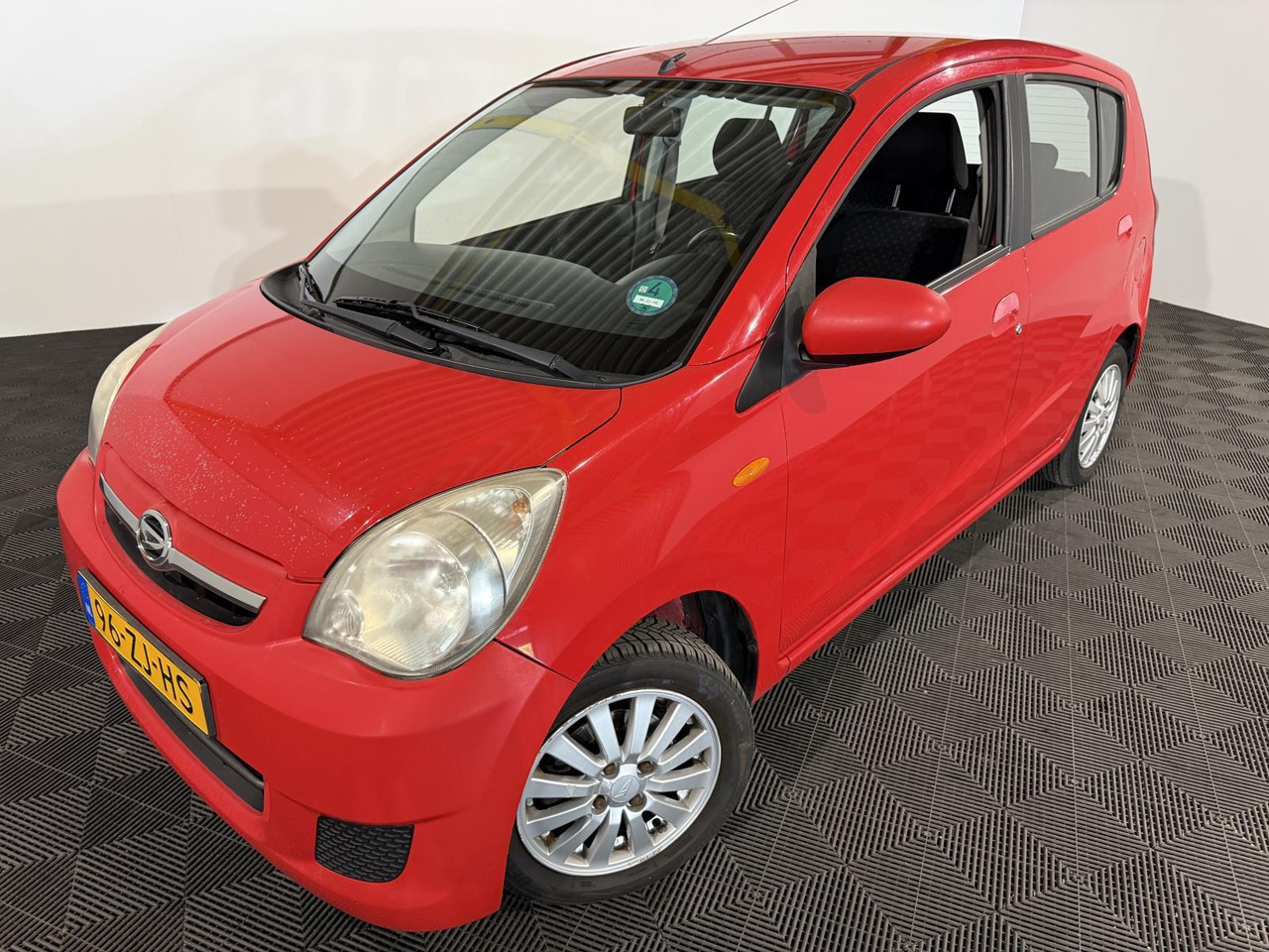 Voiture à hayon Daihatsu Cuore 1.0 Trend | 2007 | 242.568 km | 96-ZJ-HS: photos 1