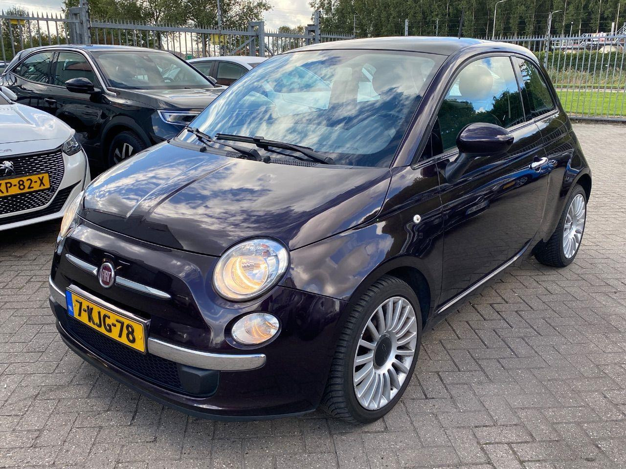 Fiat 500 0.9 TwinAir Lounge | 2013 | 184.627 km | 7KJG78 | NAP: Logisch - Voiture à hayon: photos 1 Fiat 500 0.9 TwinAir Lounge | 2013 | 184.627 km | 7KJG78 | NAP: Logisch - Voiture à hayon: photos 1